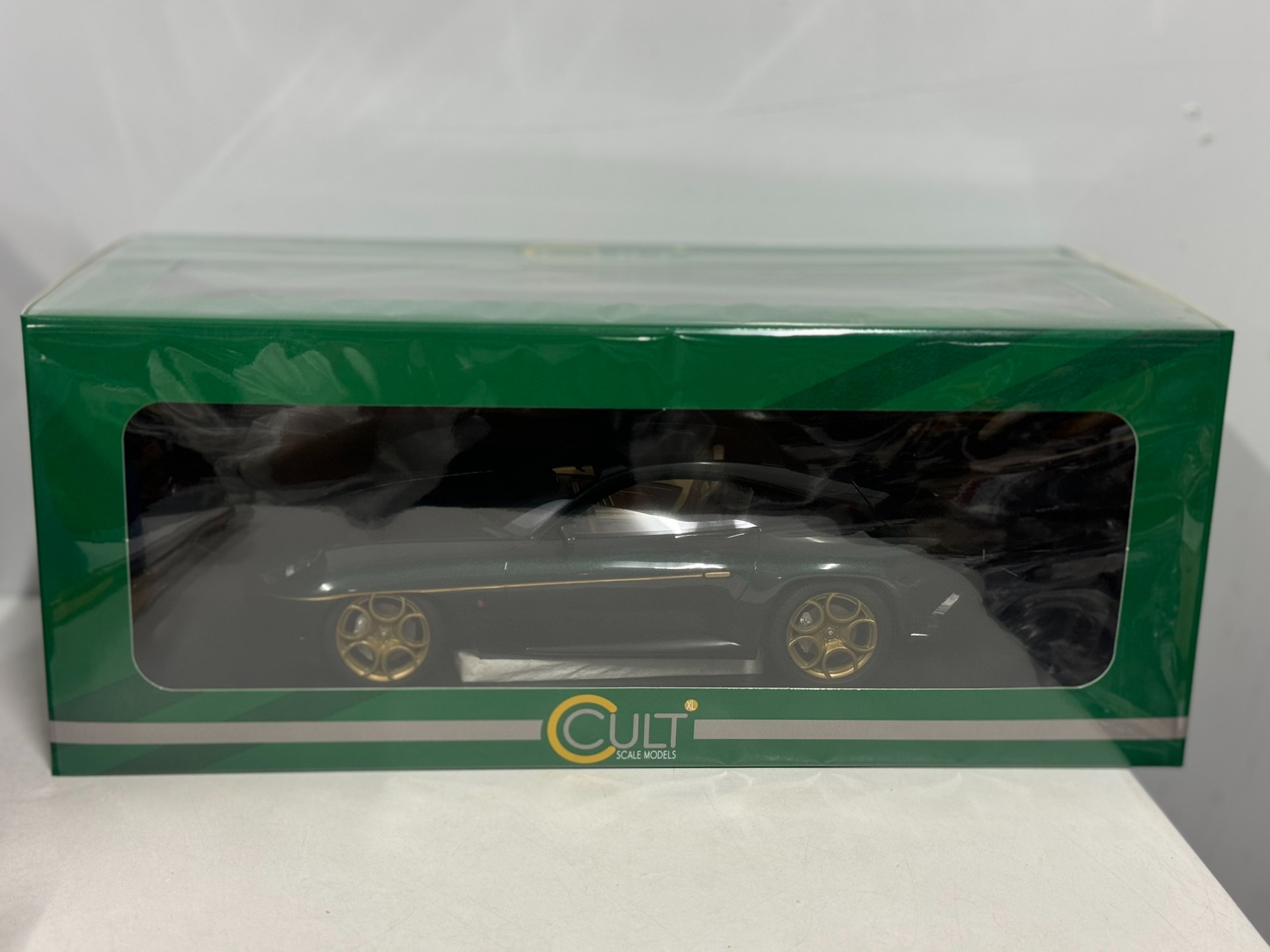 Model Kit Alfa Romeo - Diecast CULT 1/18 escala Alfa Romeo