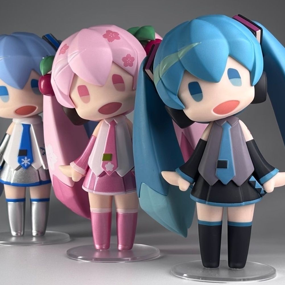 Figura de Anime Miku y Set de  - Model Kit Bandai reseña y precio